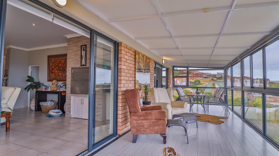 4 Bedroom Property for Sale in Dana Bay Western Cape